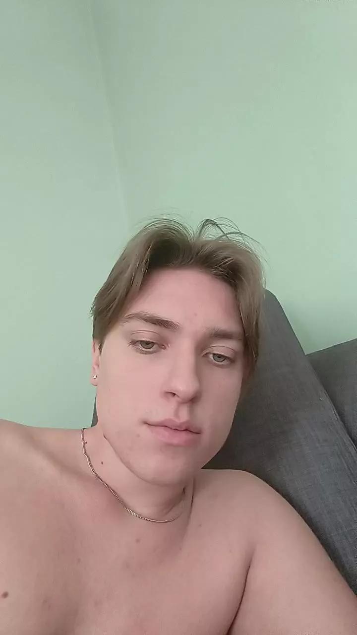 lele356 from Cam4