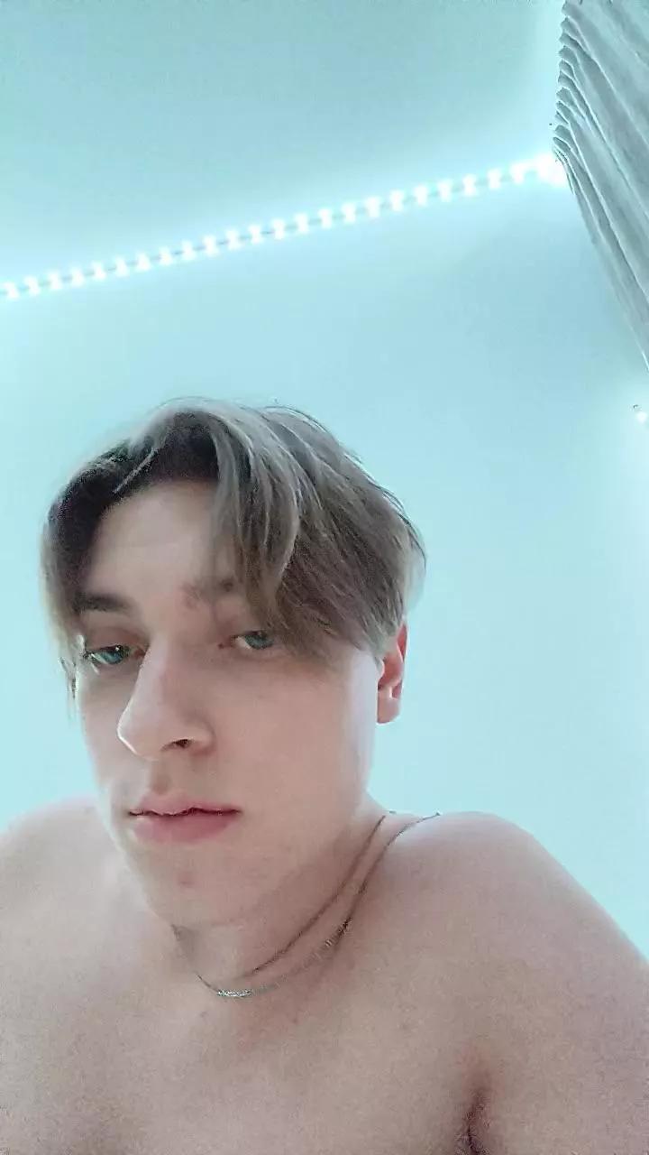 lele356 from Cam4