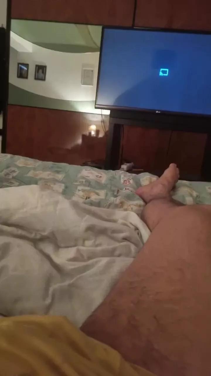 Luzzl from Cam4