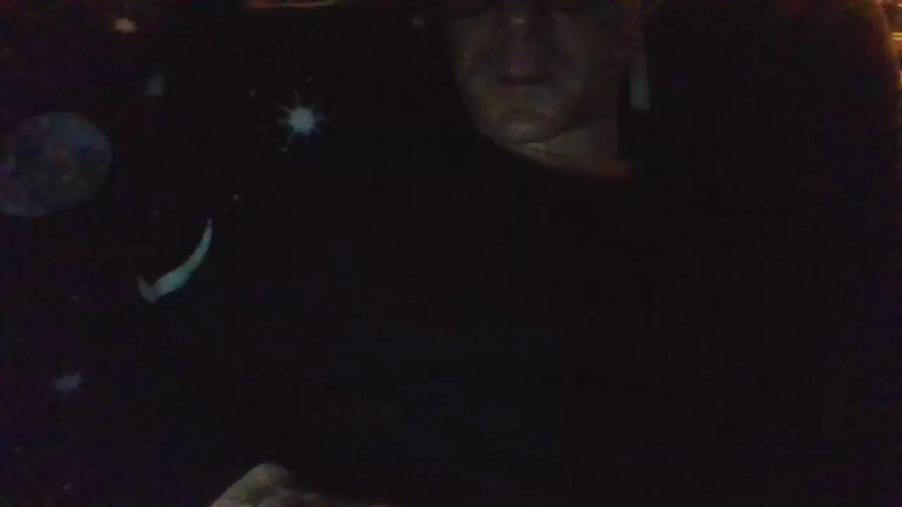 Mikigin from Cam4