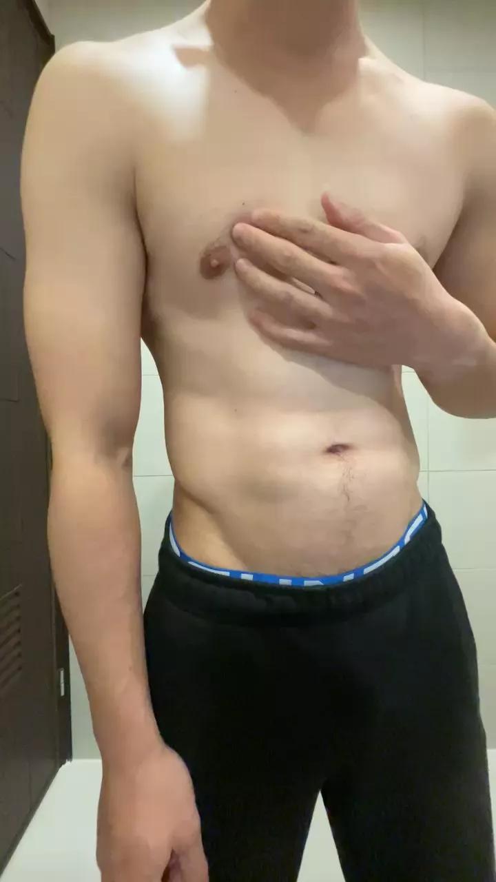 Nhands from Cam4