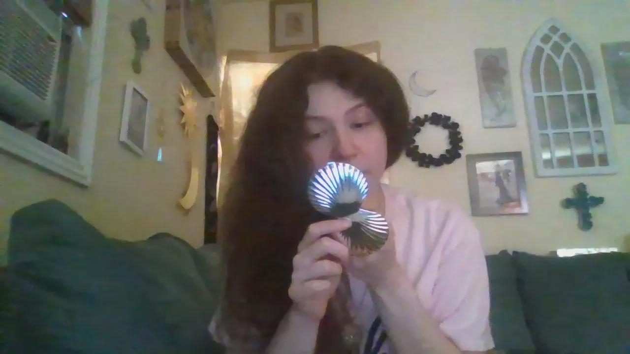 QueenCrimson from Cam4