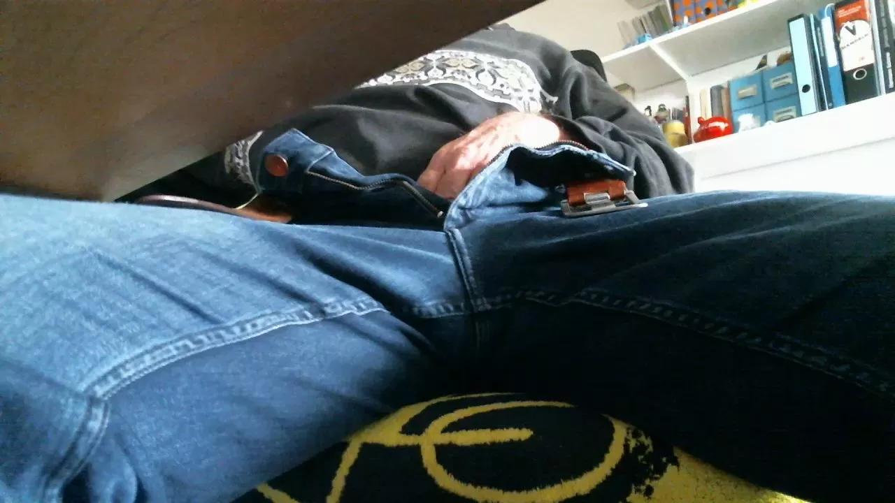 riki_alb from Cam4