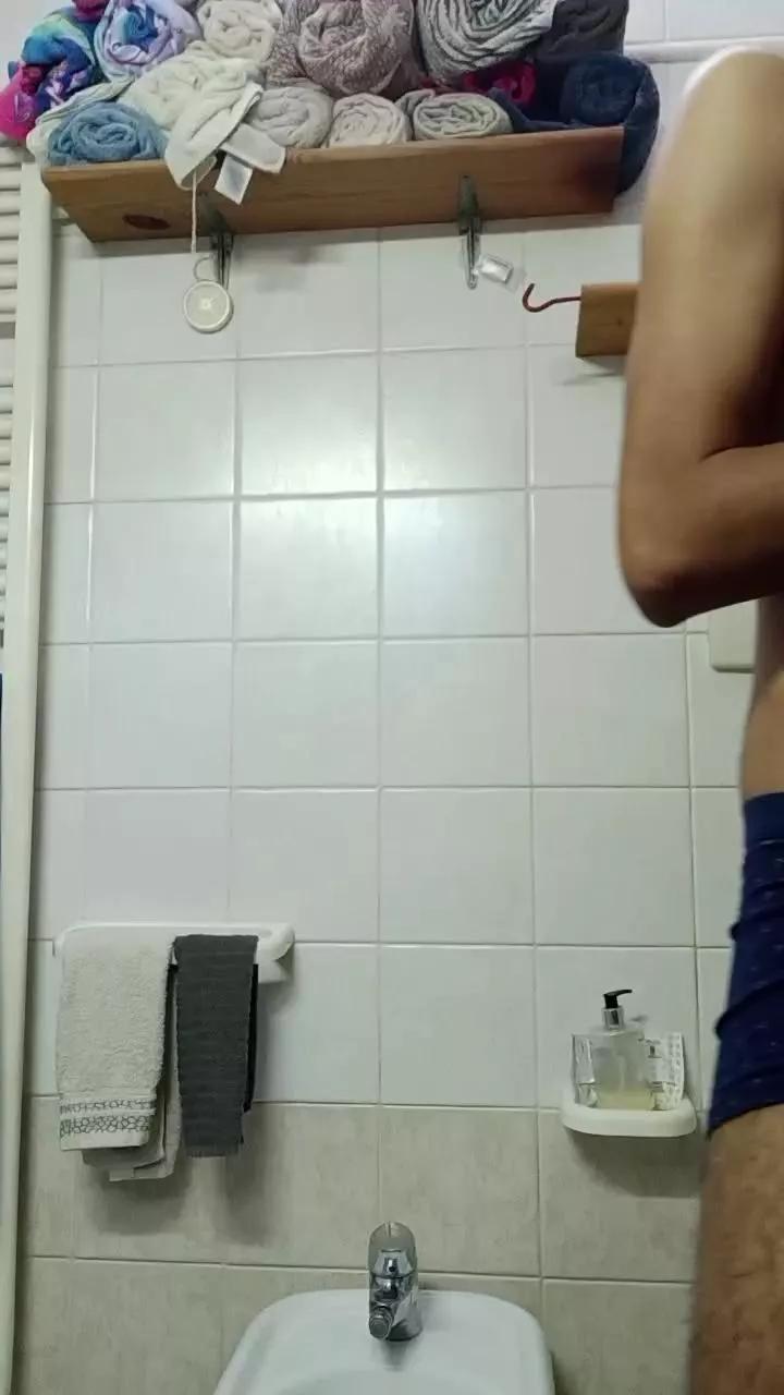 Ronny366262 from Cam4