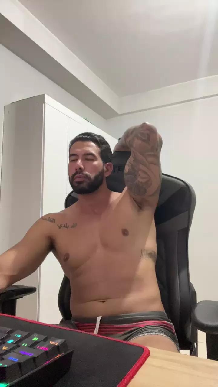 Saradoalto23 from Cam4