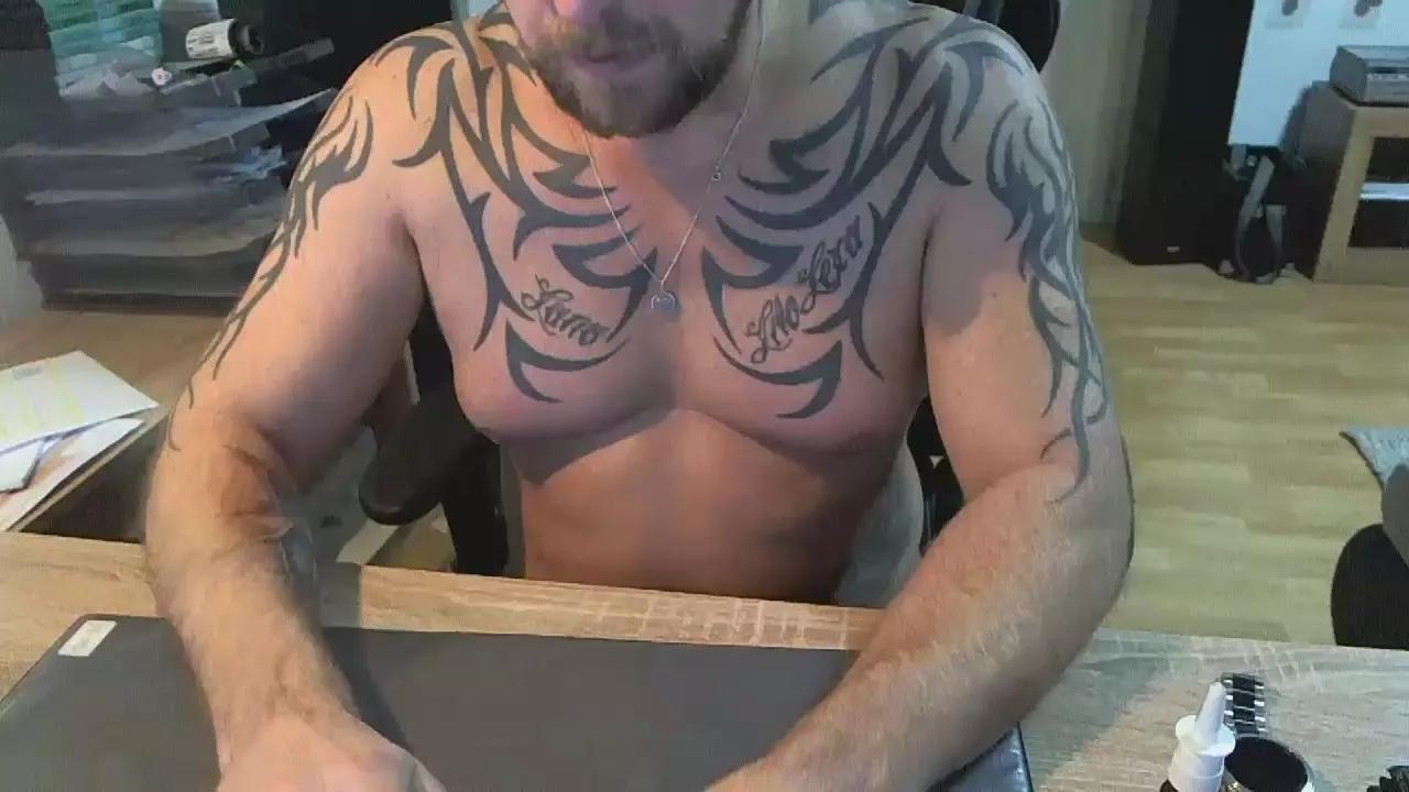 Sexsklave01 from Cam4