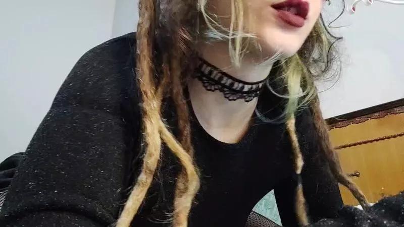 totem45 from Cam4