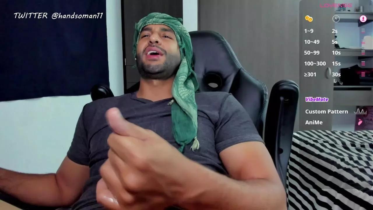 tuzzio1 from Cam4