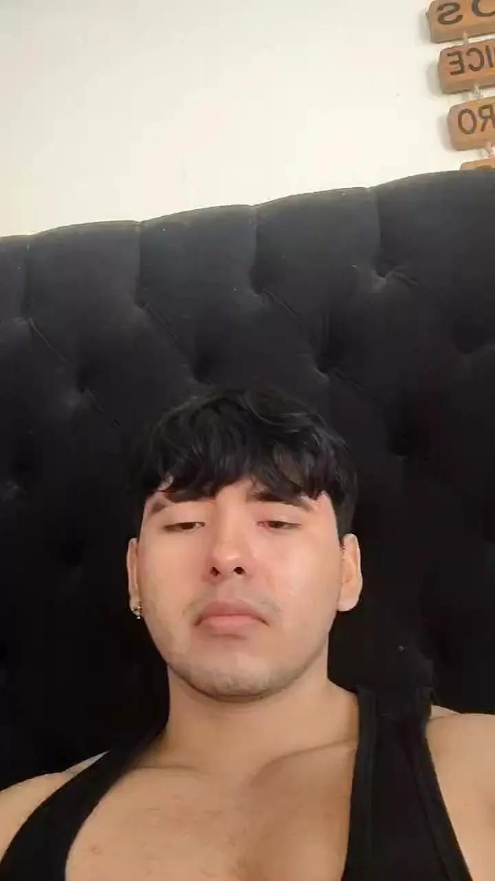 XxLEGACY_Poring from Cam4