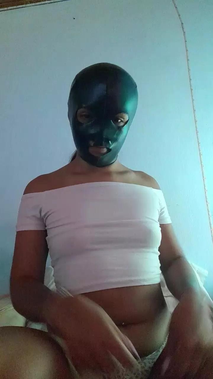 xxxcubana3 from Cam4