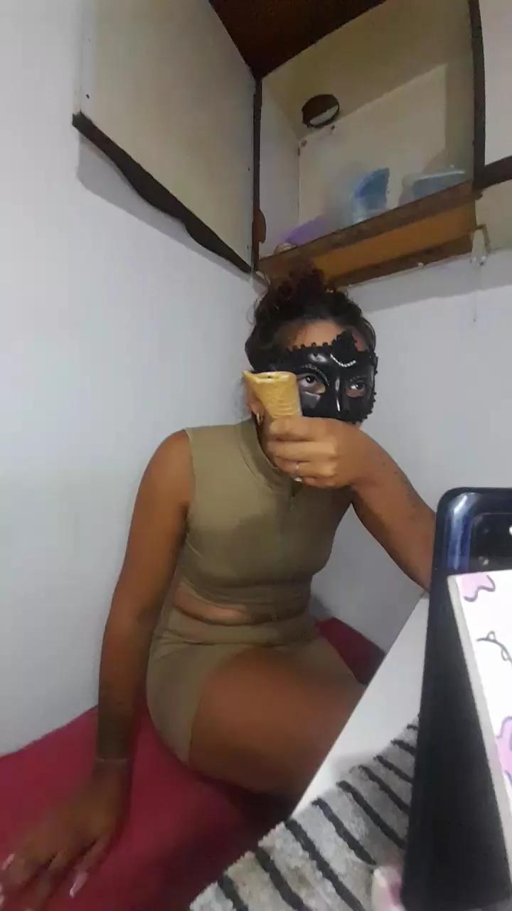 xxxcubana3 from Cam4