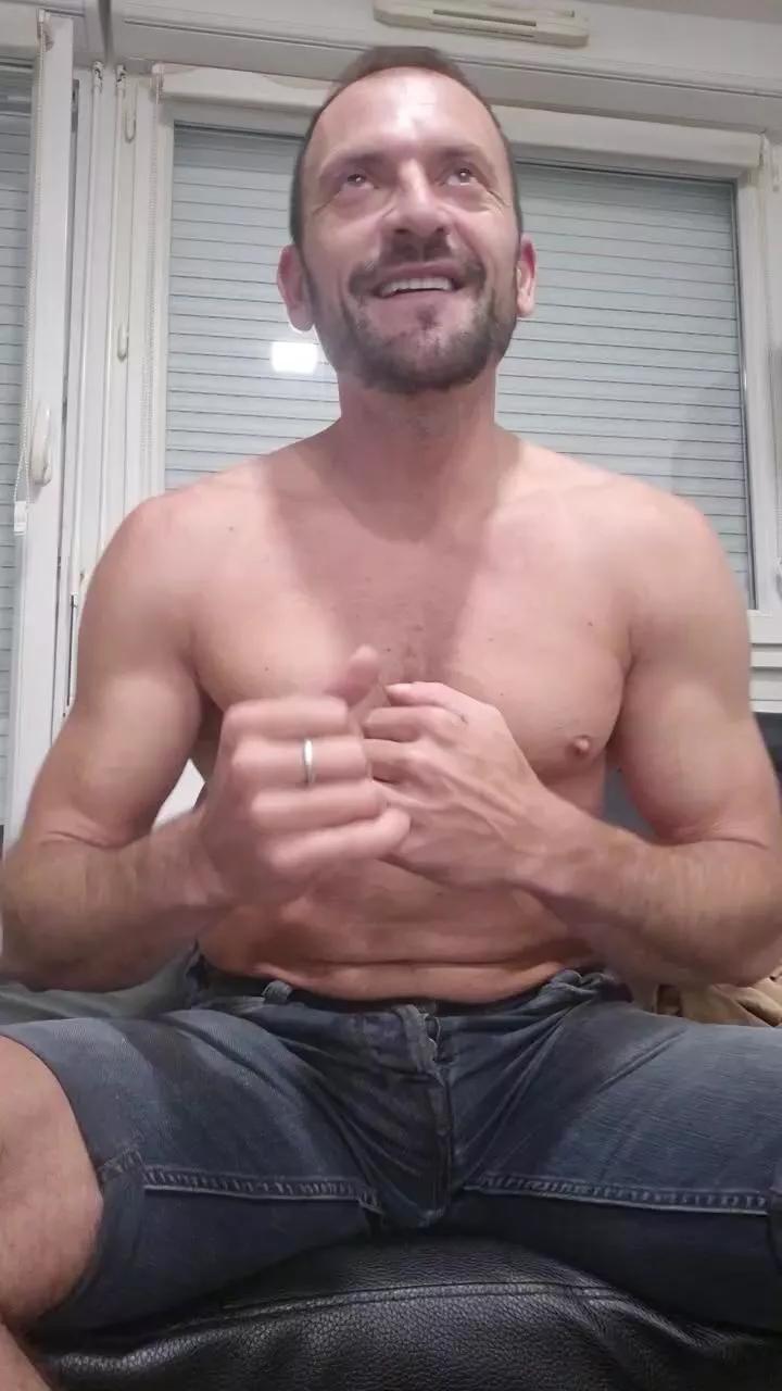 yann_valencia from Cam4