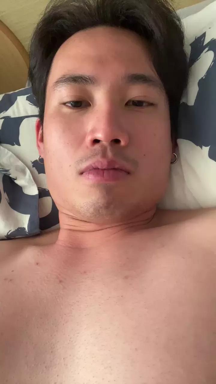 Zhzhbobo from Cam4