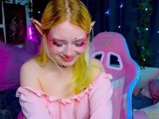 dollyeast from CamSoda