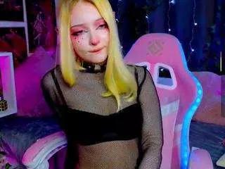 dollyeast from CamSoda