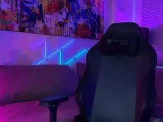 kanary from CamSoda