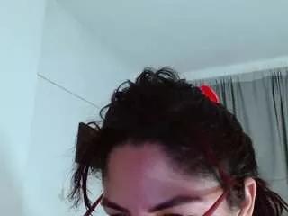kinkymilff from CamSoda
