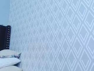 littleebluee from CamSoda