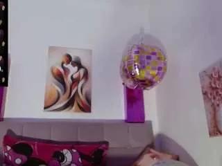 lola-star from CamSoda