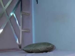 miaasm from CamSoda
