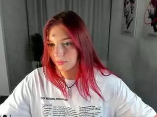 milly-rockk from CamSoda
