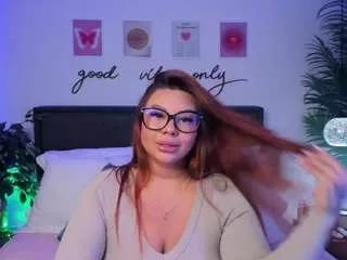 mollywhite from CamSoda