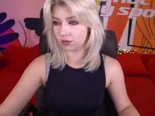 selenairiss from CamSoda