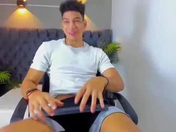 alan_redinger from Chaturbate
