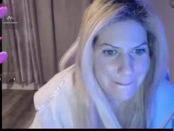 bellastar84 from Chaturbate