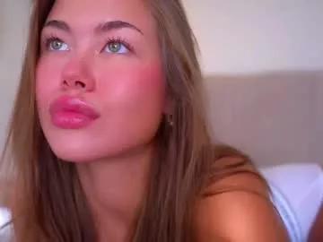 Cielomio from Chaturbate
