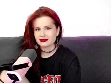 dellacrush_ from Chaturbate