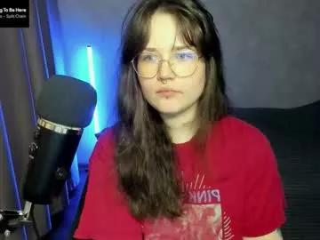 Hell_hotline from Chaturbate