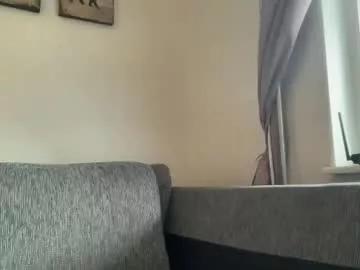 hichemlacoste333 from Chaturbate