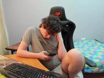iliaskrislove from Chaturbate
