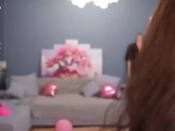 kissiekat from Chaturbate