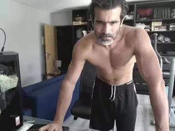 Latino23bom from Chaturbate
