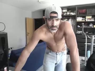 Latino23bom from Chaturbate