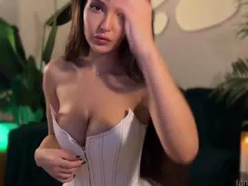 Liliaah from Chaturbate