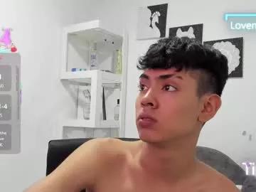 Logantwink18 from Chaturbate