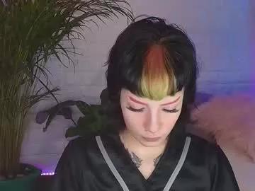 mamushka_ from Chaturbate