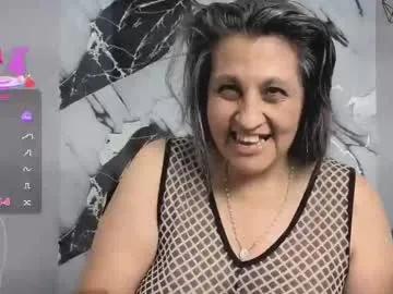 Merlyna_goldens from Chaturbate