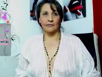 Merlyna_goldens from Chaturbate