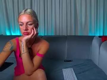 nally_ferrari from Chaturbate