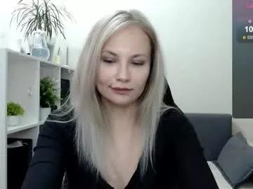 Sunny_bunny6 from Chaturbate