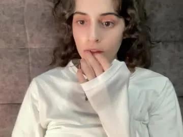 Wonderland_stia from Chaturbate