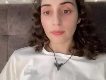 Wonderland_stia from Chaturbate