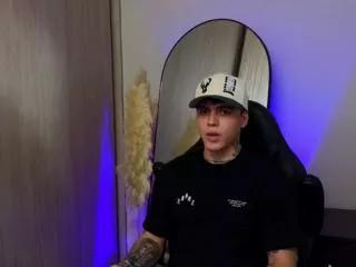derek_valentino from Flirt4Free