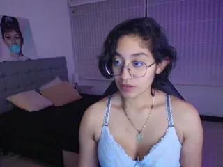 lilii_gomez from Flirt4Free