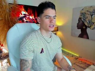 matt_andersson from Flirt4Free