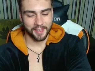 roan_birkin on Flirt4Free